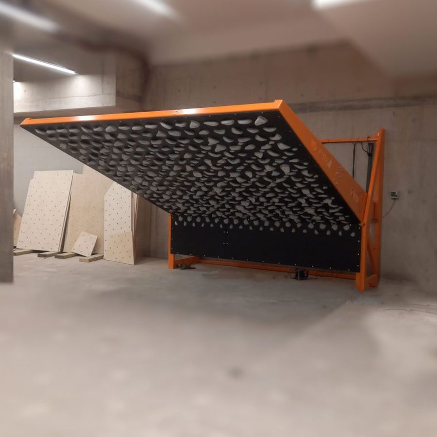 Electronically Adjustable Frame And Panels